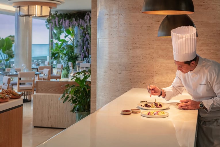 Anantara Plaza Nice Hotel | Exclusive Tours anantara_plaza_nice_hotel_restaurant_chef_portrait-2120x1413