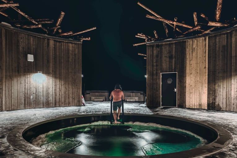 Arctic Bath | Exclusive Tours arctic-bath-coldbath-photo-daniel-holmgren