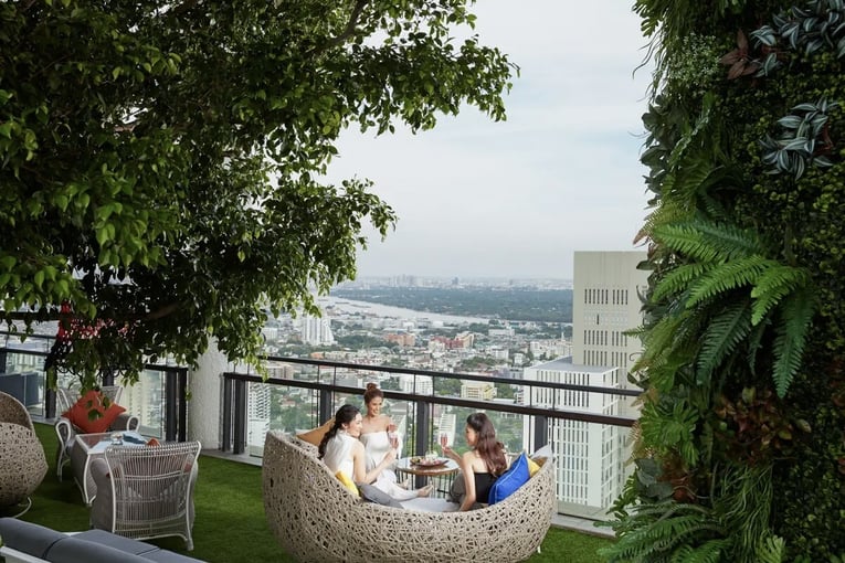 Banyan Tree Hotel Bangkok | Exclusive Tours Saffron Sky Garden