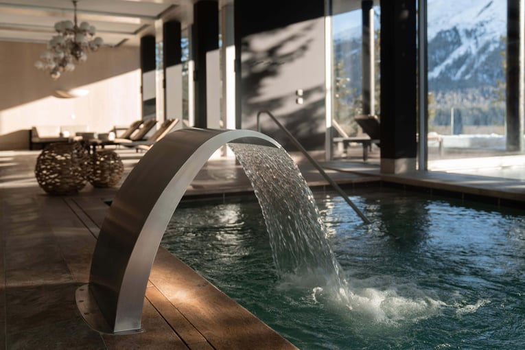 Carlton Hotel St Moritz, Švýcarsko – Svatý Mořic | Exclusive Tours CH_Spa_Pool_7