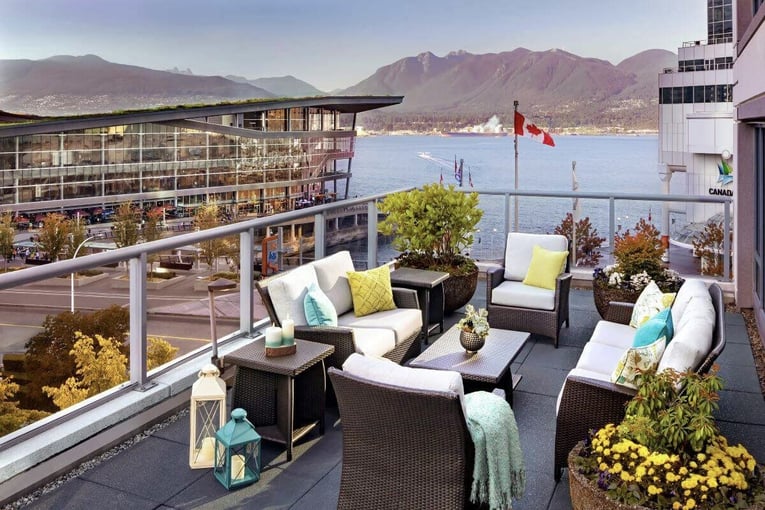 Fairmont Pacific Rim, Kanada – Vancouver Sea-to-Sky-Suite-Terrace-Cropped-V2