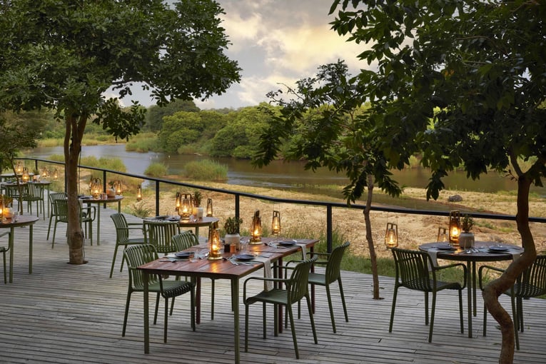 Lion Sands River Lodge, Jihoafrická republika – Sabi Sands | Exclusive Tours Lion Sands River Lodge Lower Deck_1