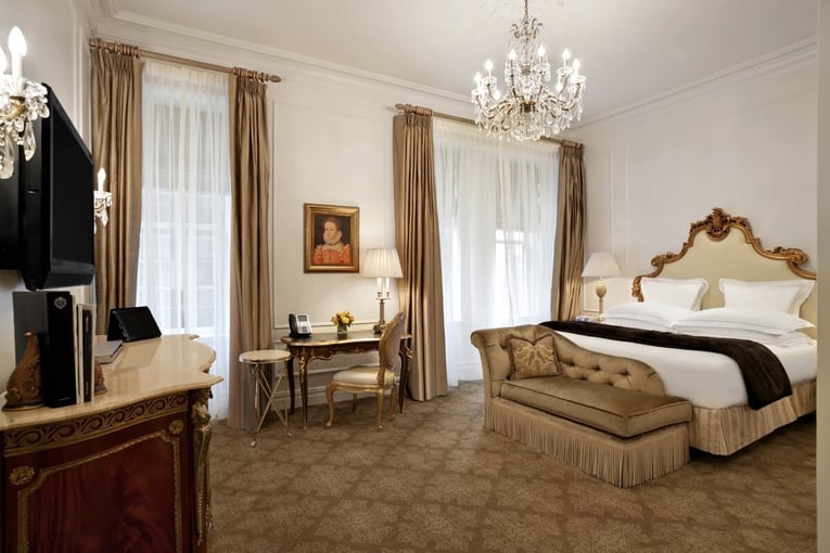 The Plaza Hotel, Spojené státy Americké – New York | Exclusive Tours Deluxe-Room