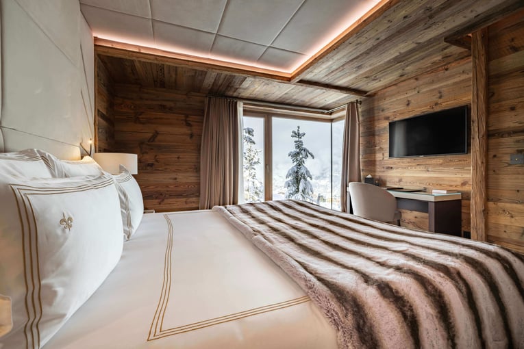 Ultima Courchevel Belvédère | Exclusive Tours Immersed in Nature, Bedroom, Prestige Residence, Sud Resort, Ultima Courchevel Belvédère