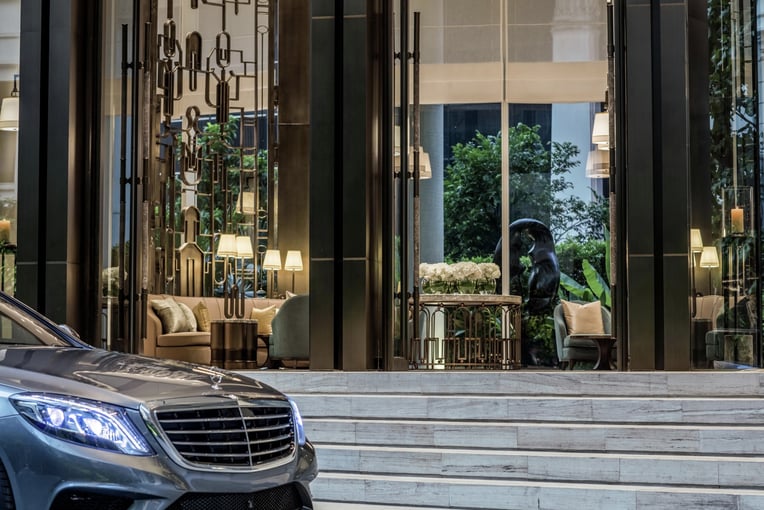 Waldorf Astoria Bangkok | Exclusive Tours Mid_WABKK_Limo